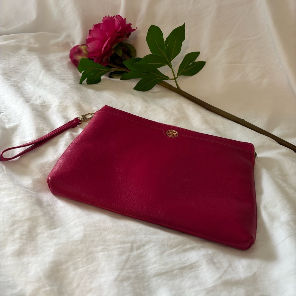 Tory Burch Fuchsia Leather Wristlet